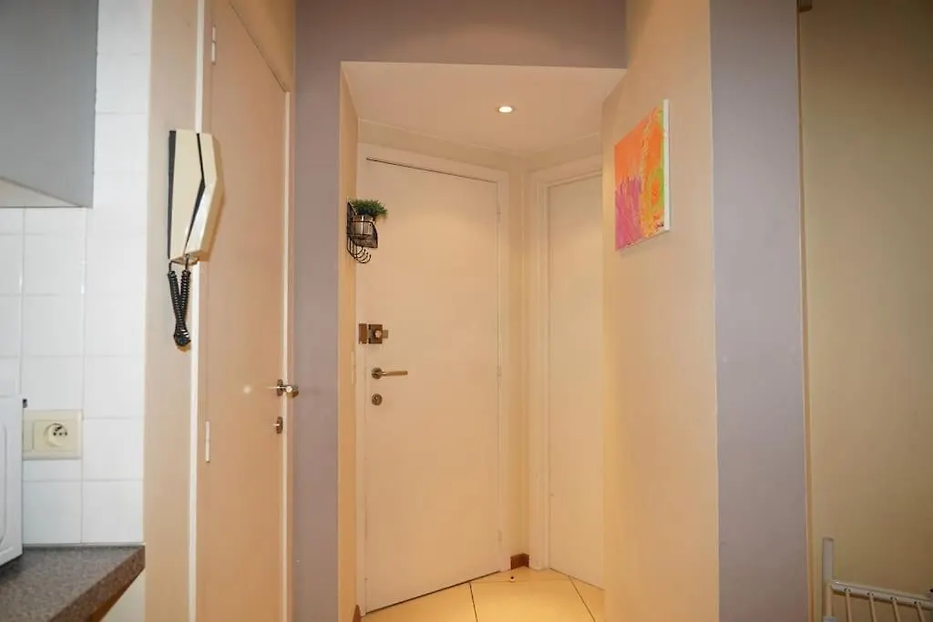 Family Friendly 1 Bed Appartment Brussels Belgium