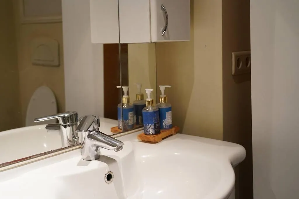 Apartment Family Friendly 1 Bed Appartment Brussels