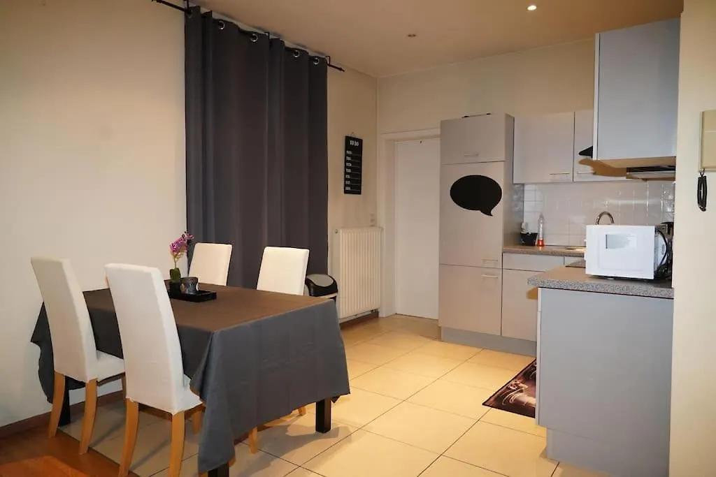 Family Friendly 1 Bed Appartment Brussels