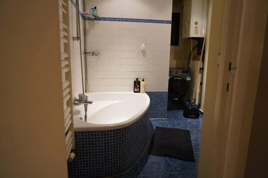 Family Friendly 1 Bed Appartment Brussels Apartment