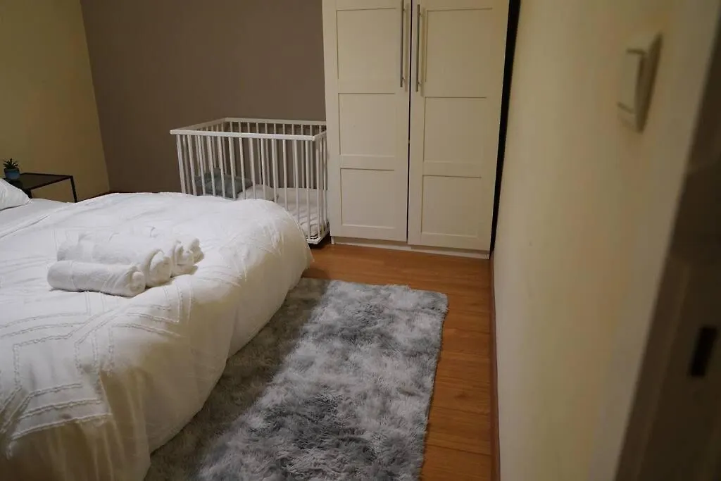 Family Friendly 1 Bed Appartment Brussels